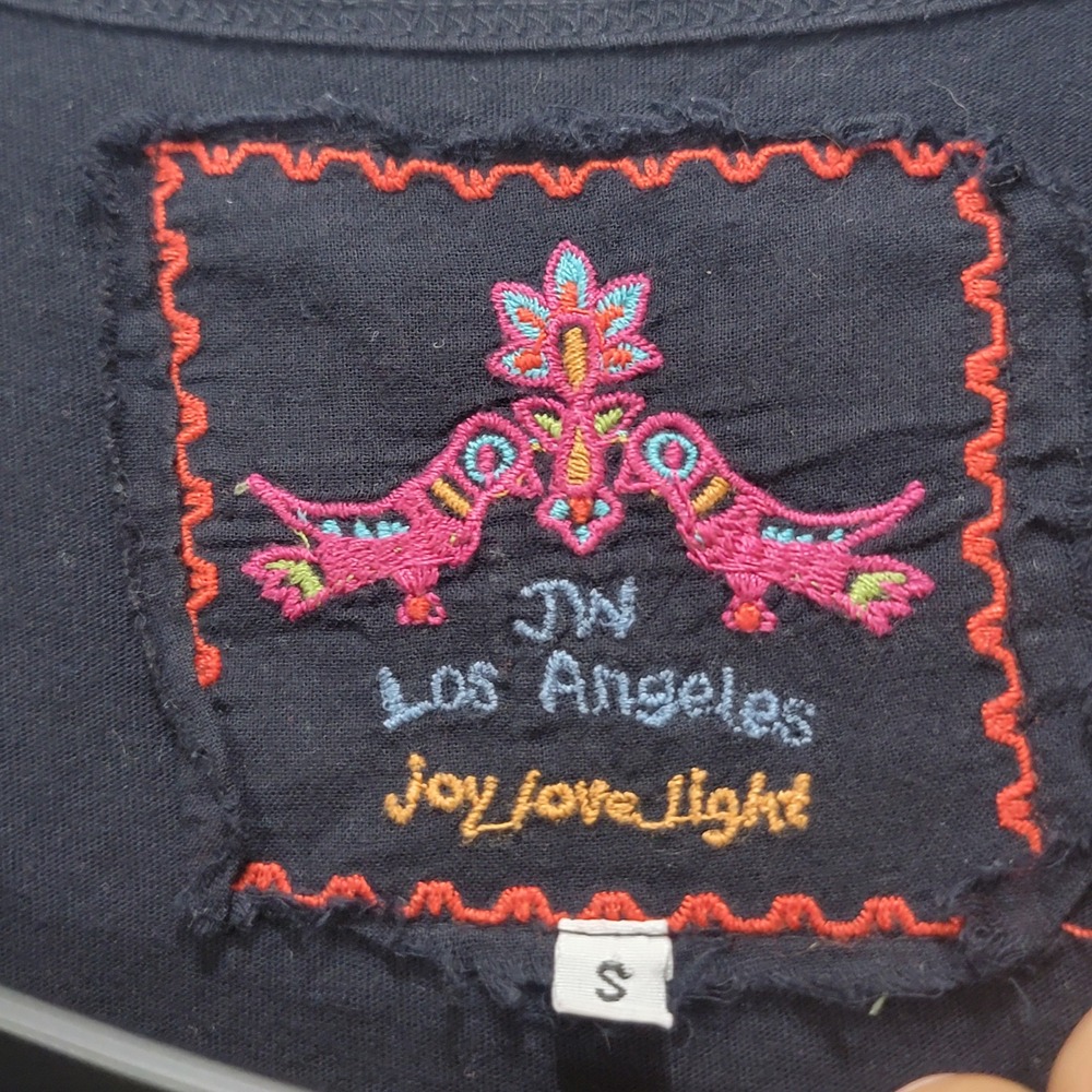 JW Los Angeles Johnny Was Black Floral Embroidered Boho V-Neck Top S 3/4 Sleeve - Picture 7 of 11